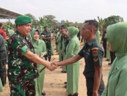 Lantik 56 Personel Naik Pangkat Priode 1 Oktober, Dandim 0411/LT Ingatkan Pentingnya Keharmonisan Keluarga Dan Kebanggaan Seragam Loreng