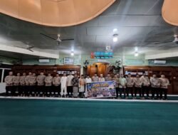 Pererat Silaturahmi, Jajaran Polres Kampar Sholat Subuh Berjamaah di Masjid At-Taubah Bangkinang