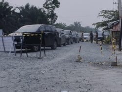 Pengecoran Perbaikan Jalan di Simpang Samak KM 61, Arus Lalu Lintas Diberlakukan Buka Tutup