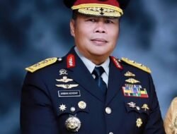 Tongkat Komando Polda Riau Berganti, Irjen Arman Achdiat Gantikan Herry Heryawan
